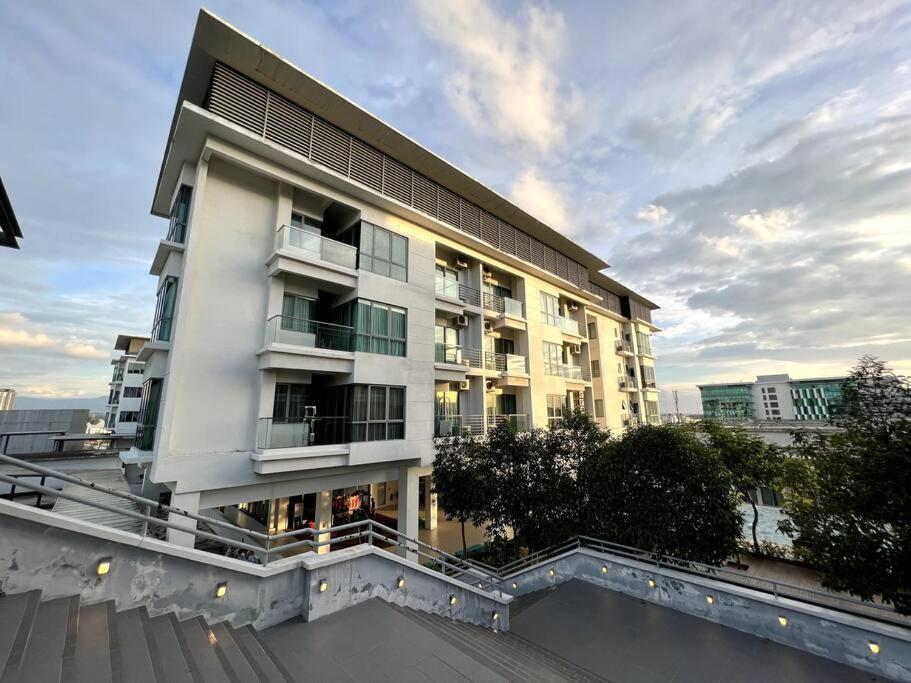Luxury The Loft Comfort & Convenient Homestay 4 Kota Kinabalu Exterior foto