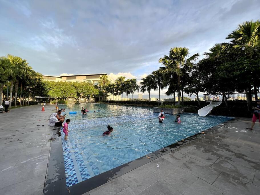 Luxury The Loft Comfort & Convenient Homestay 4 Kota Kinabalu Exterior foto